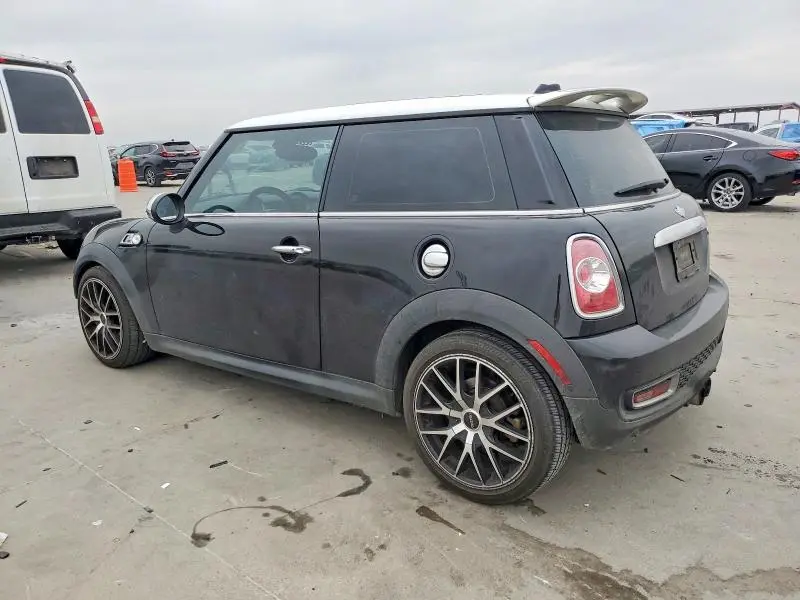 2012 MINI COOPER S  