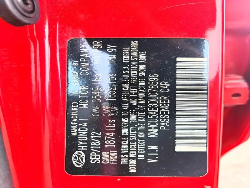 2013 HYUNDAI ACCENT SE  