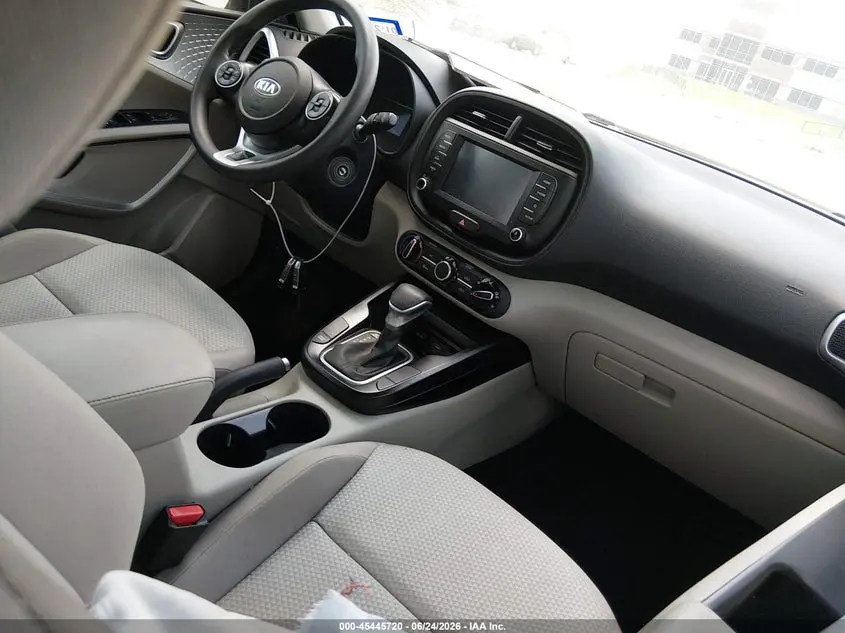 2020 KIA SOUL LX