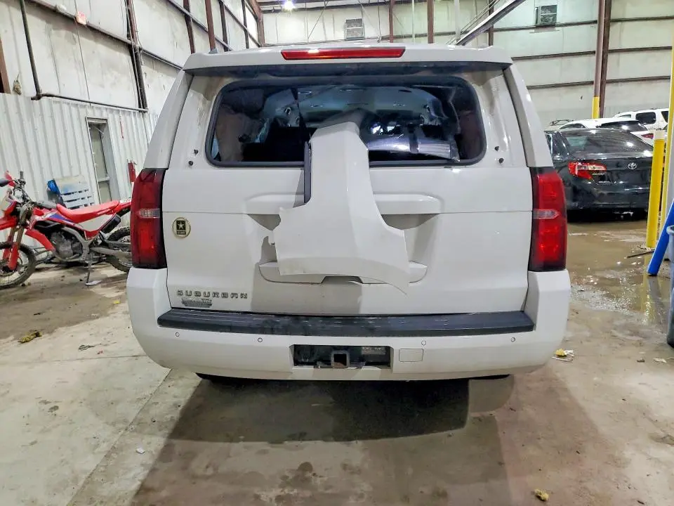 2017 CHEVROLET SUBURBAN K1500 LT  