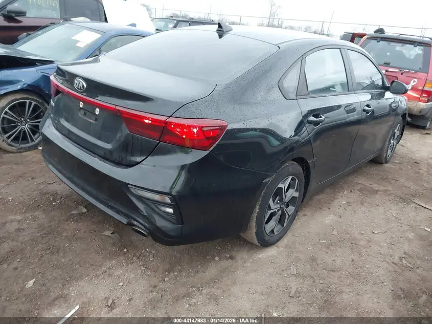 2020 KIA FORTE LXS