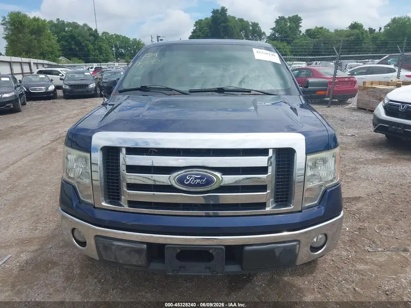 2010 FORD F-150 XLT