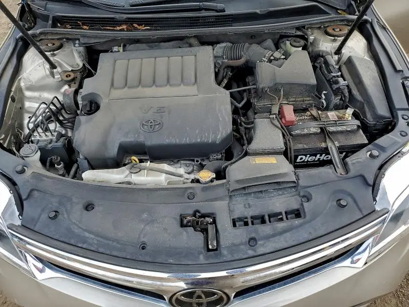 2015 TOYOTA AVALON XLE  