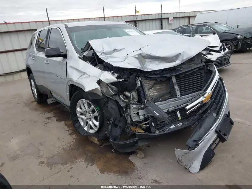2019 CHEVROLET TRAVERSE LS