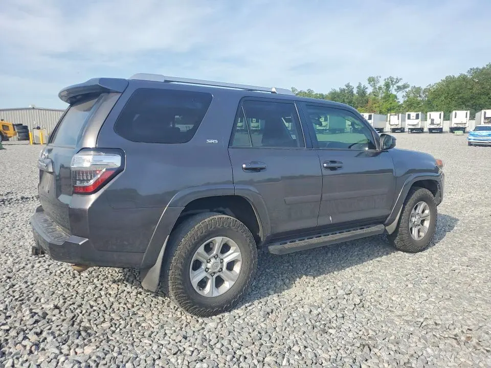 2017 TOYOTA 4RUNNER SR5  