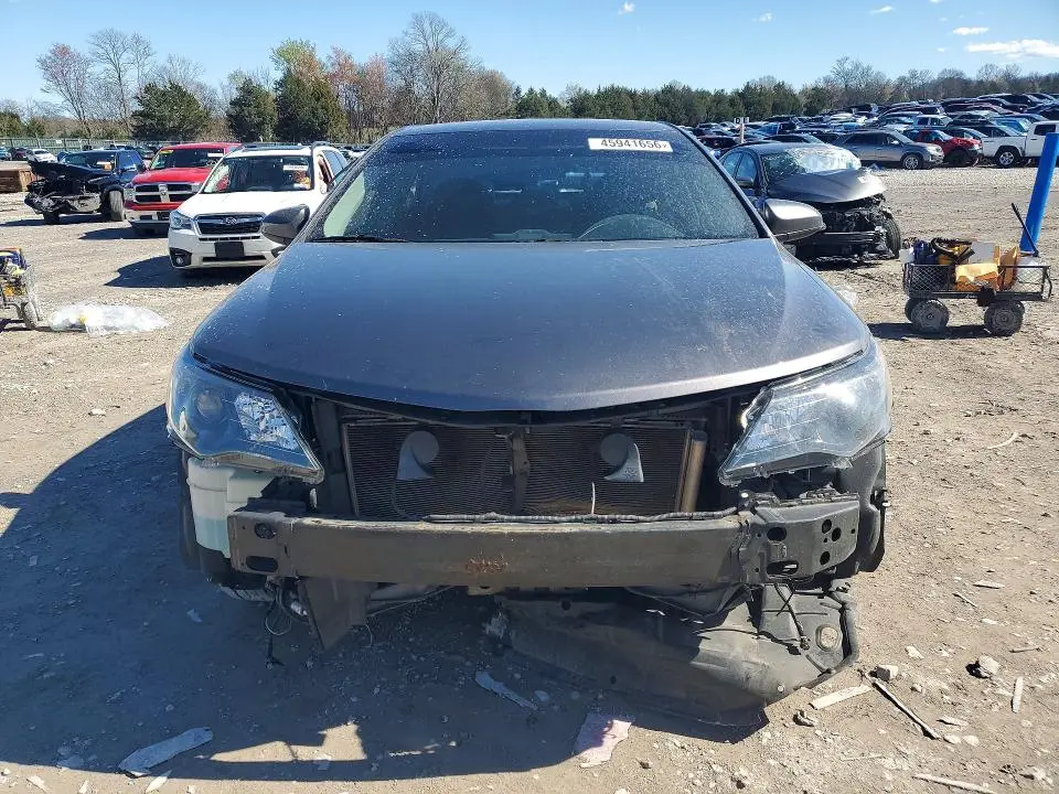 2014 TOYOTA CAMRY LE  