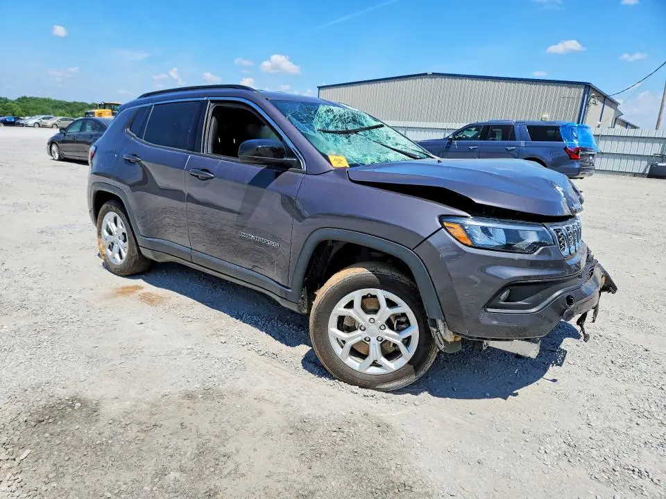 2024 JEEP COMPASS LATITUDE  