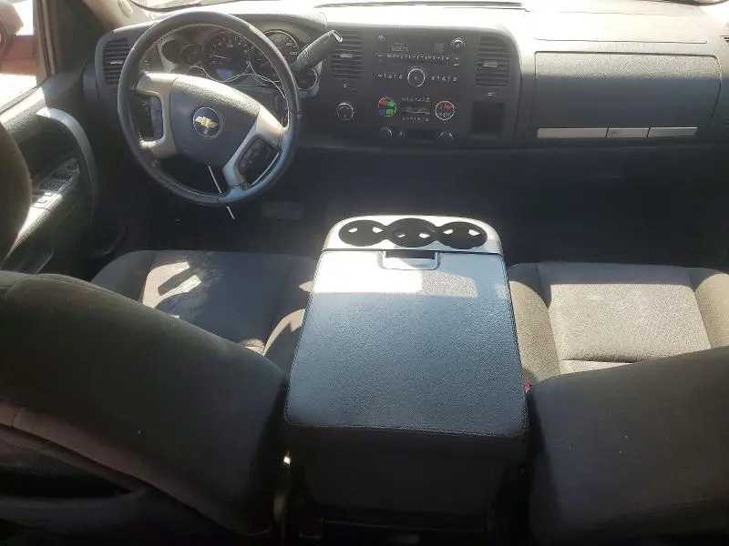 2011 CHEVROLET SILVERADO K1500 LT  