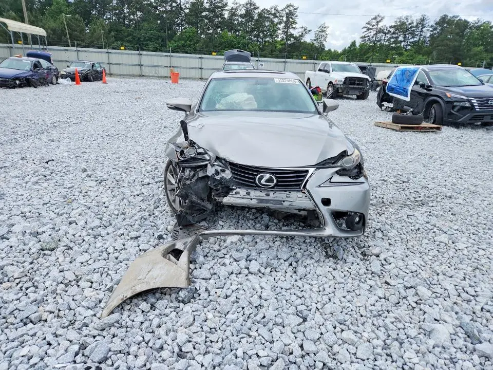2016 LEXUS IS 200T  