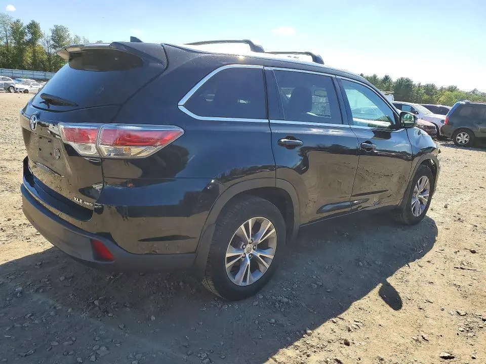 2014 TOYOTA HIGHLANDER XLE  
