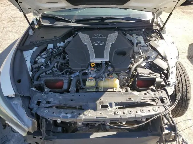 2018 INFINITI Q50 LUXE