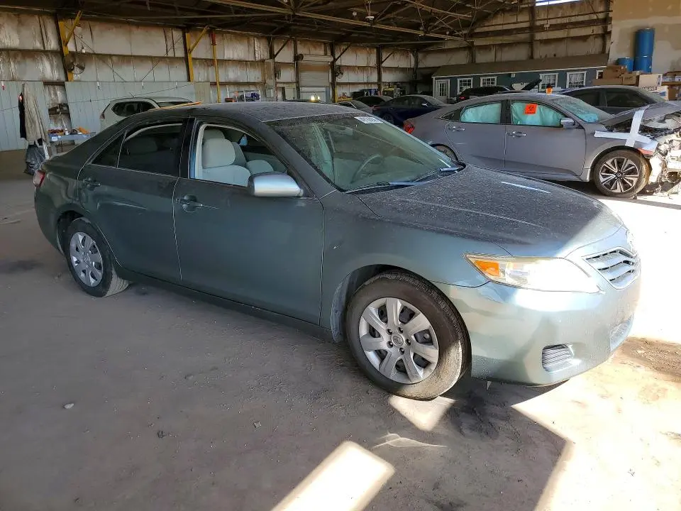 2010 TOYOTA CAMRY LE  