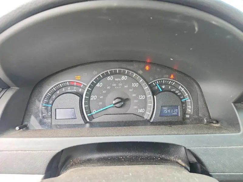 2014 TOYOTA CAMRY LE  