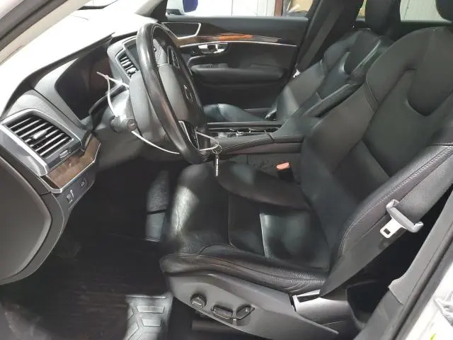 2019 VOLVO XC90 T6 MOMENTUM  