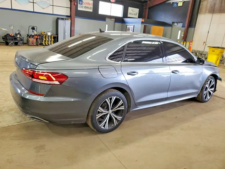 2021 VOLKSWAGEN PASSAT SE  