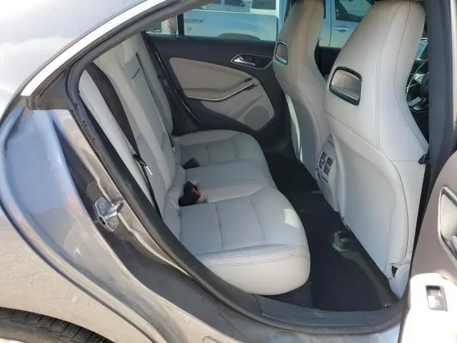 2018 MERCEDES-BENZ CLA 250 4MATIC  