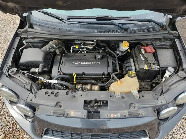 2016 CHEVROLET SONIC LT  