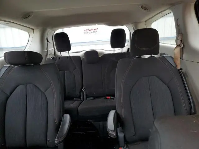 2018 CHRYSLER PACIFICA LX  