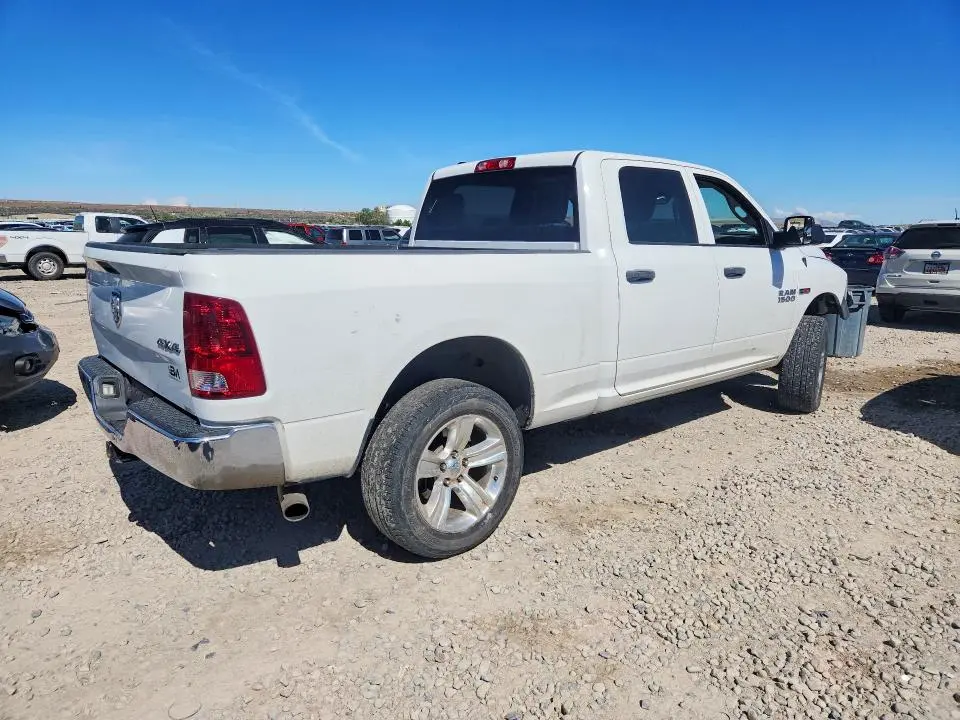 2015 RAM 1500 ST  