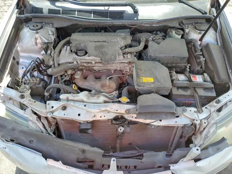 2013 TOYOTA CAMRY SE  