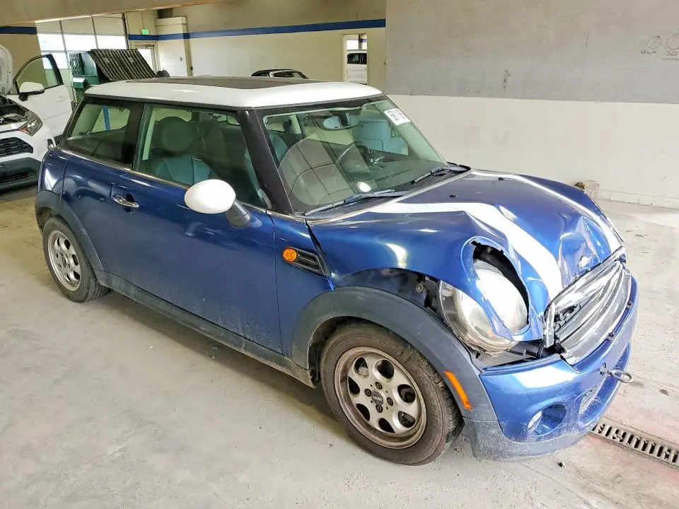 2012 MINI COOPER   