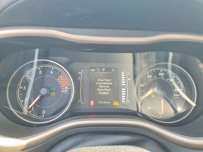 2016 JEEP CHEROKEE LATITUDE  