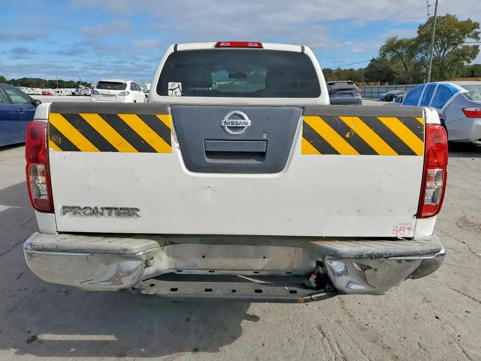 2012 NISSAN FRONTIER S  