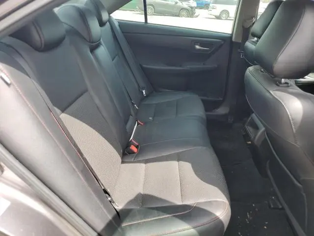 2015 TOYOTA CAMRY LE  