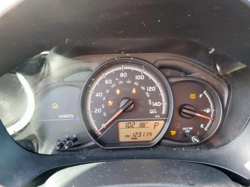 2015 TOYOTA YARIS   
