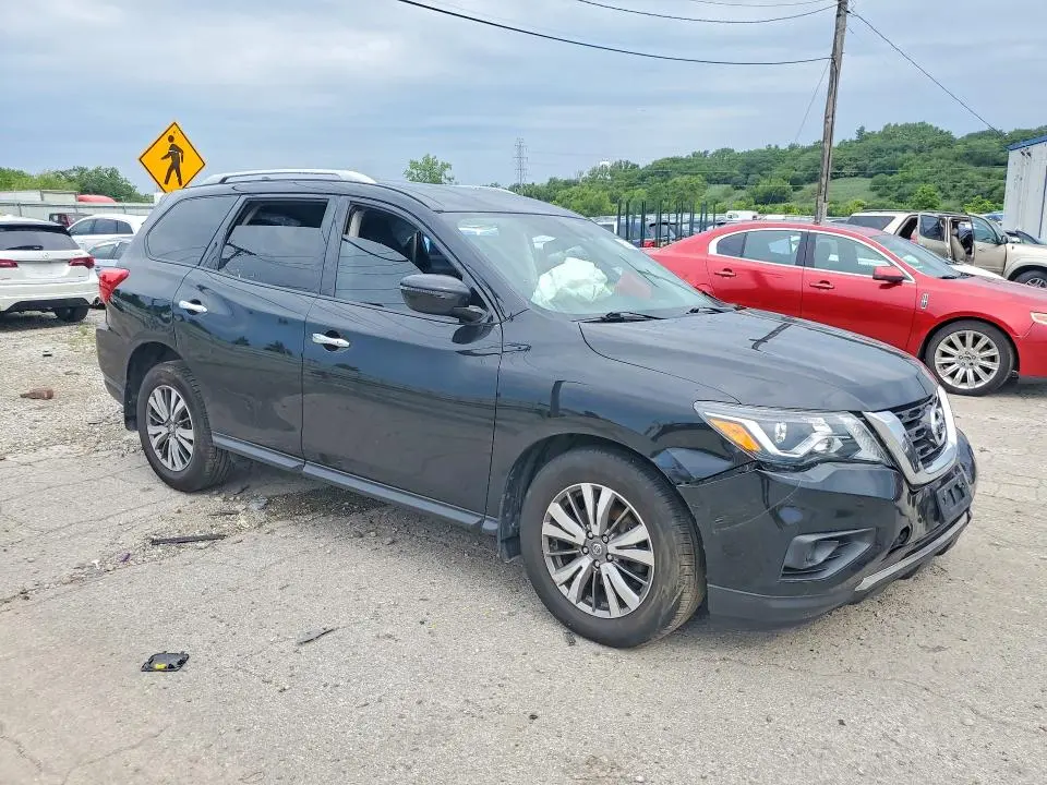 2019 NISSAN PATHFINDER S  