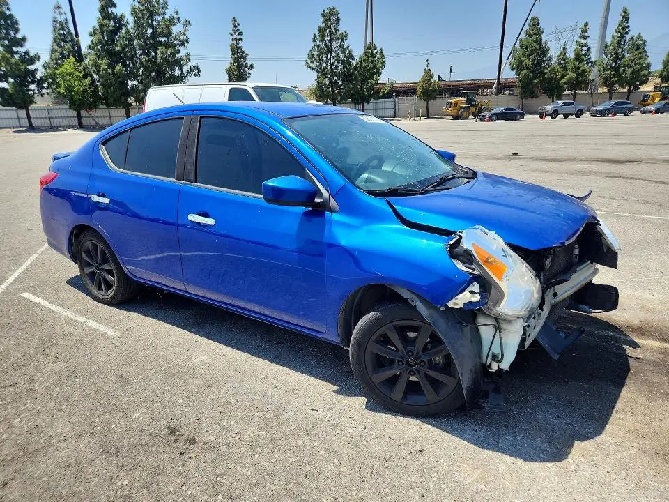 2017 NISSAN VERSA 1.6 SV  