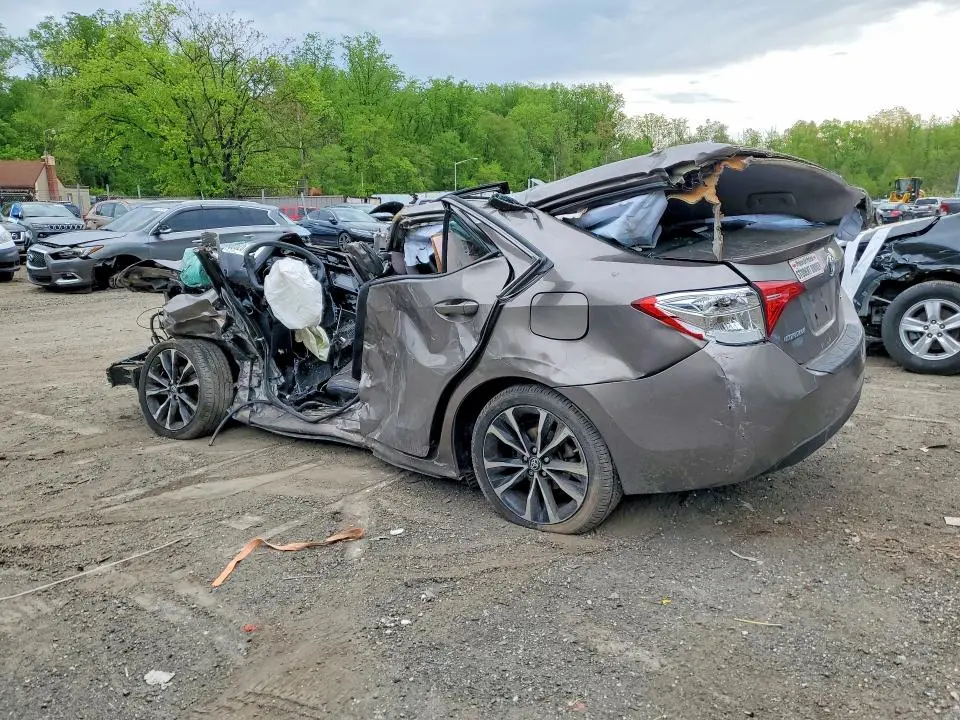 2019 TOYOTA COROLLA SE  