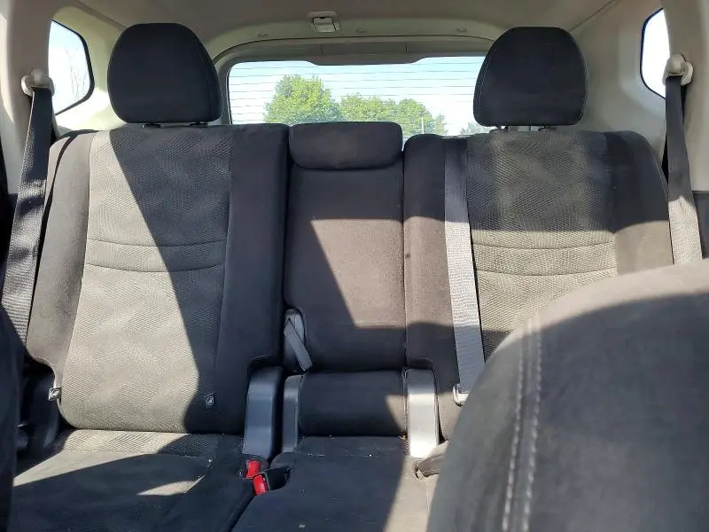 2016 NISSAN ROGUE S  