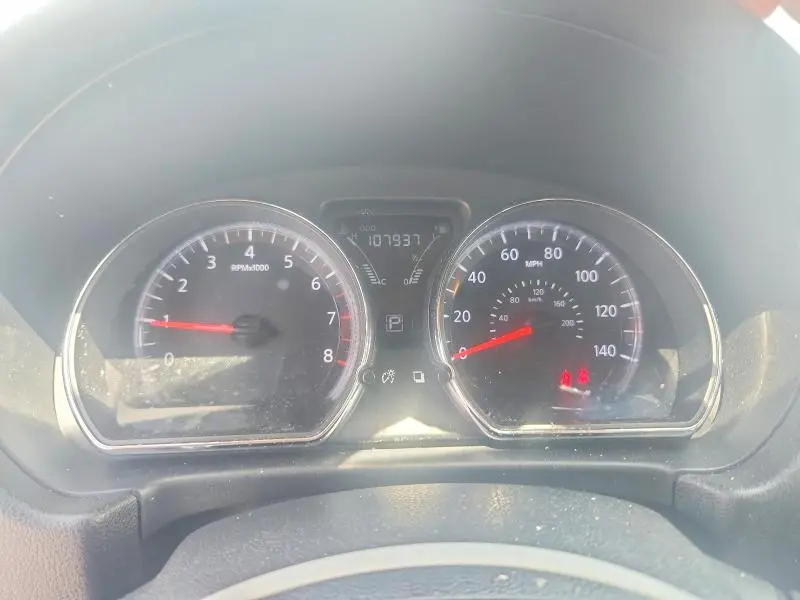 2018 NISSAN VERSA SV  