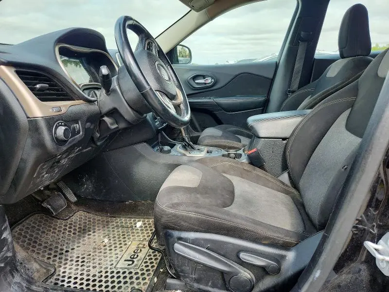 2015 JEEP CHEROKEE SPORT  