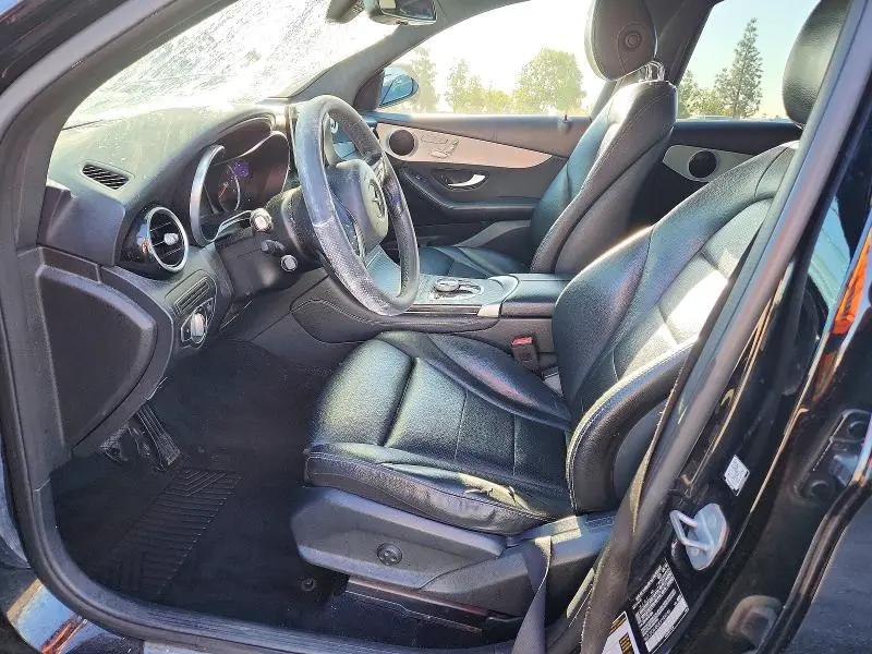 2019 MERCEDES-BENZ GLC 300  