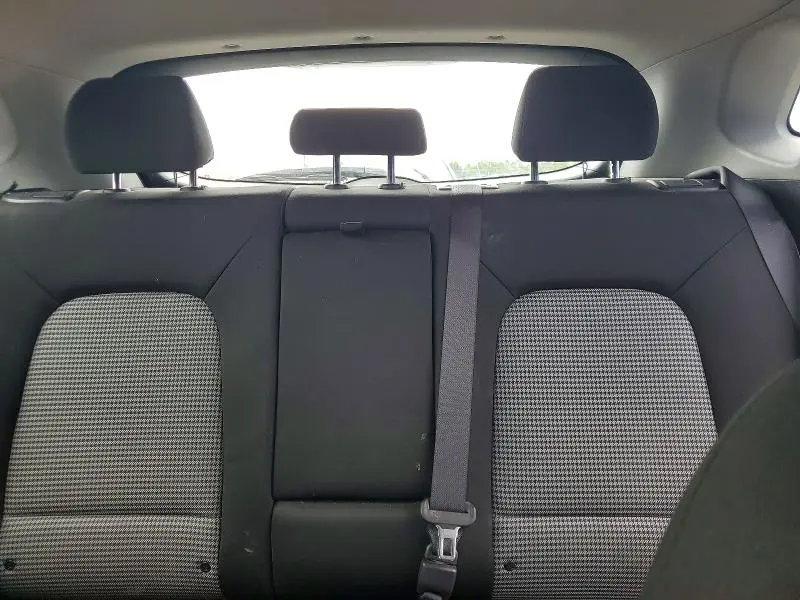 2020 HYUNDAI KONA SE  