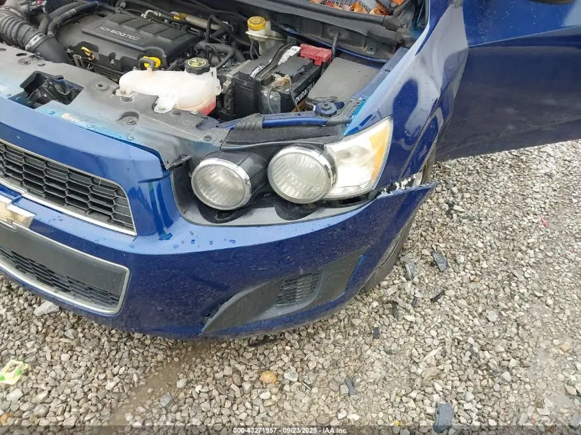 2014 CHEVROLET SONIC LT AUTO