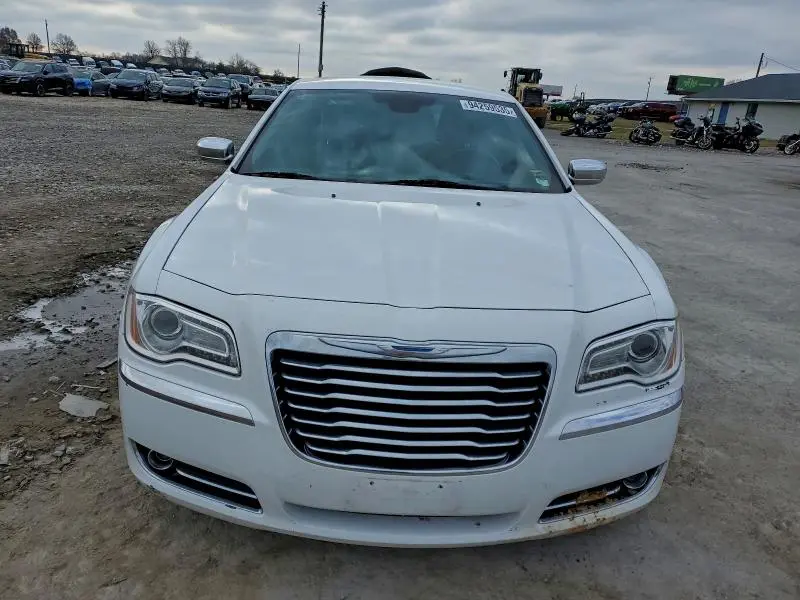 2012 CHRYSLER 300C   