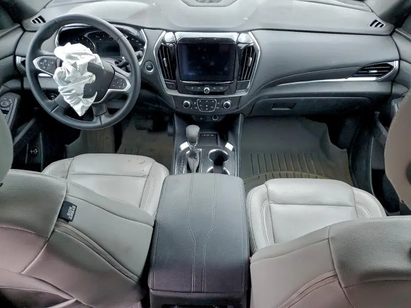 2023 CHEVROLET TRAVERSE LT  