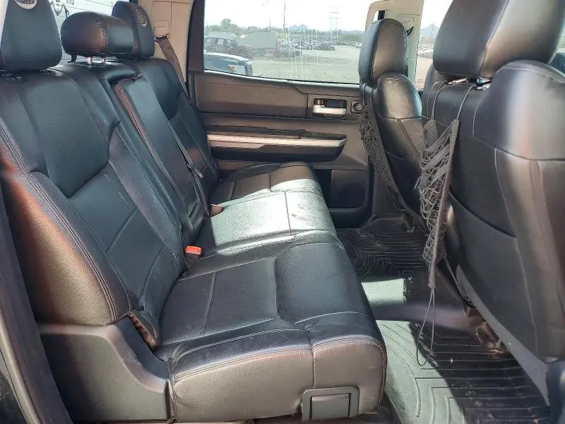 2015 TOYOTA TUNDRA SR5  