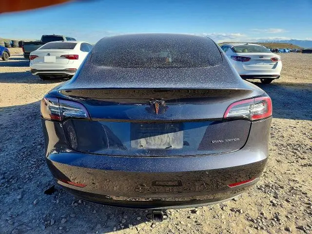 2018 TESLA MODEL 3   