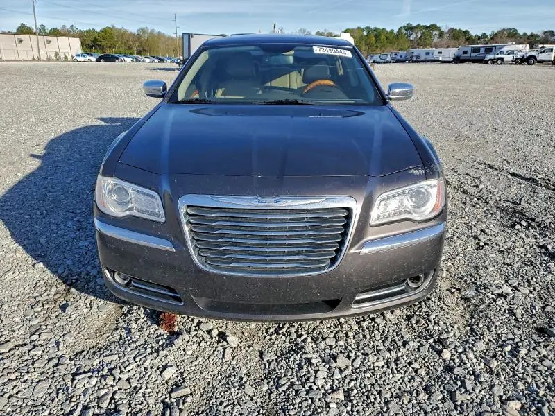 2013 CHRYSLER 300C   