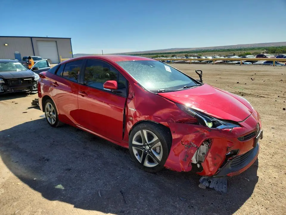 2021 TOYOTA PRIUS XLE  