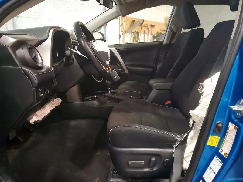 2018 TOYOTA RAV4 HV LE  