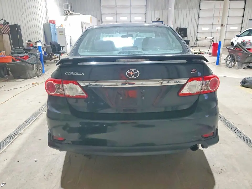 2013 TOYOTA COROLLA S  