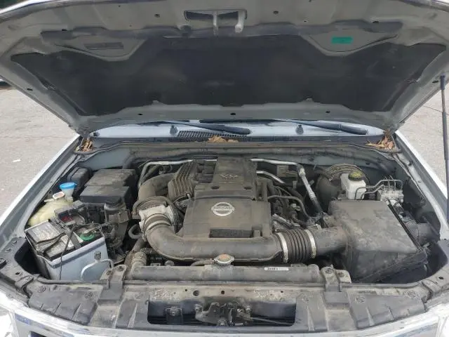 2013 NISSAN FRONTIER S  