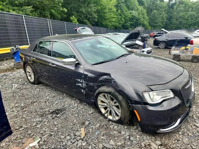 2016 CHRYSLER 300C   
