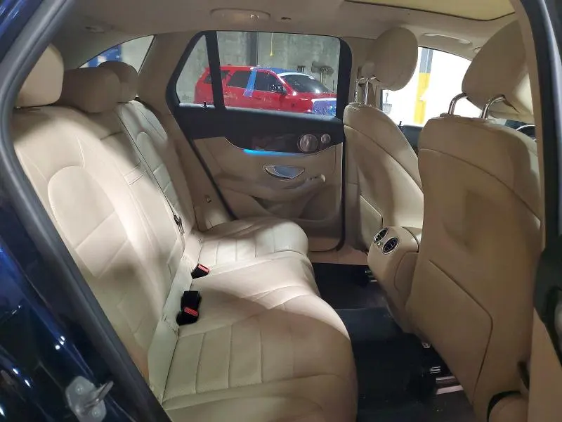 2017 MERCEDES-BENZ GLC 300 4MATIC  