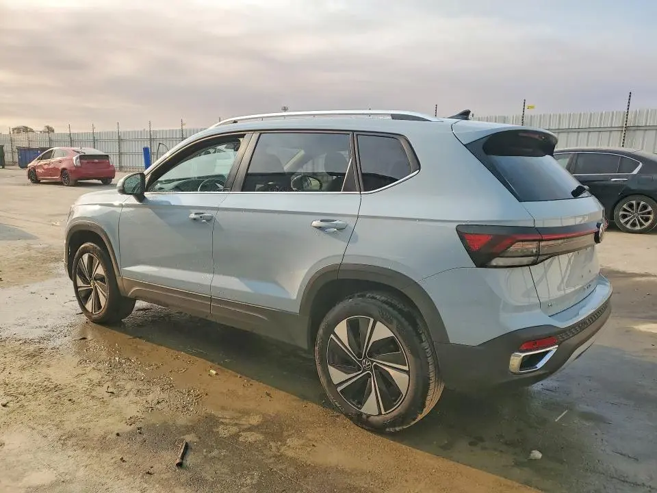 2025 VOLKSWAGEN TAOS SE  